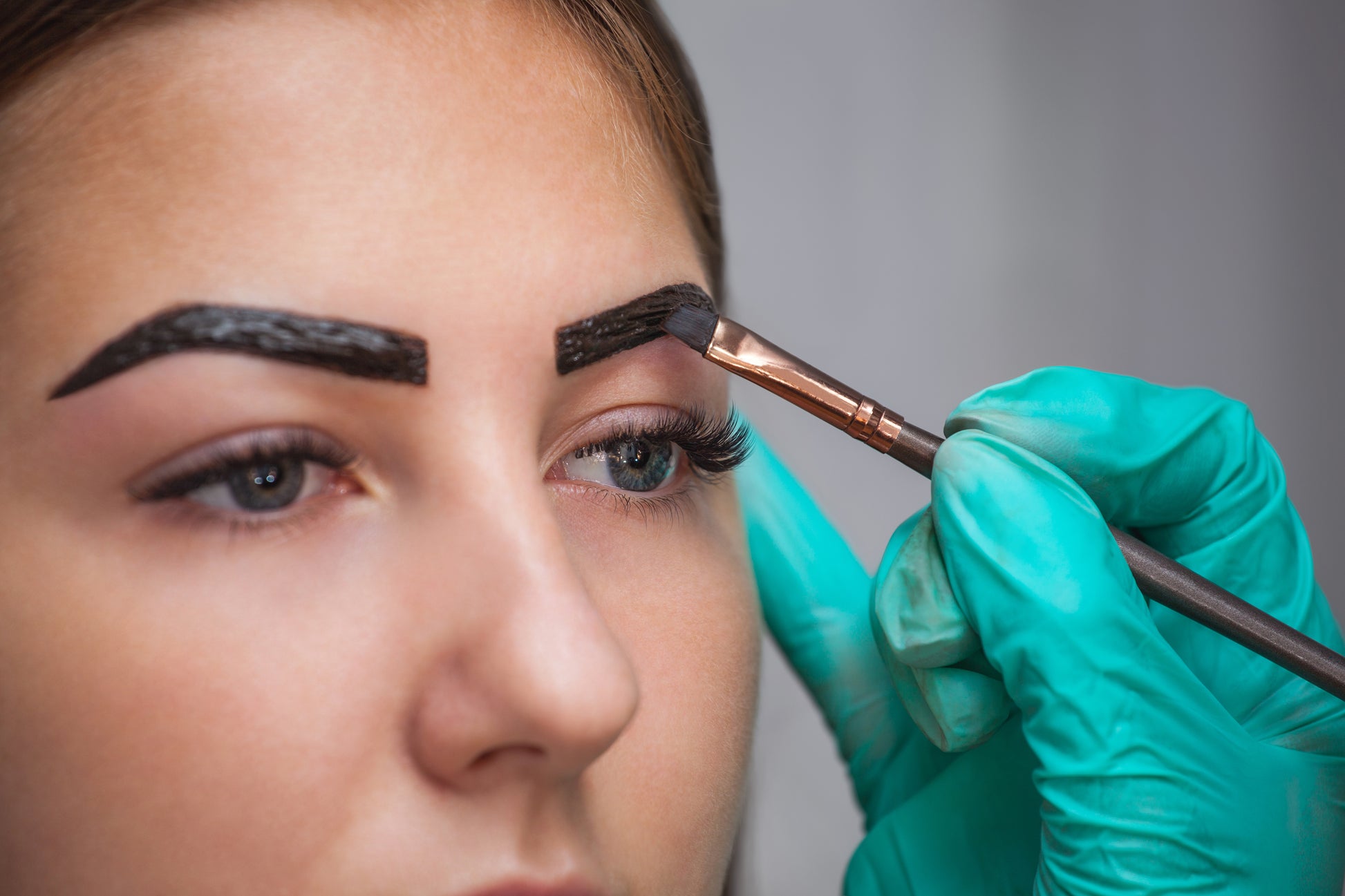 Regular Brow Tint Gloves 